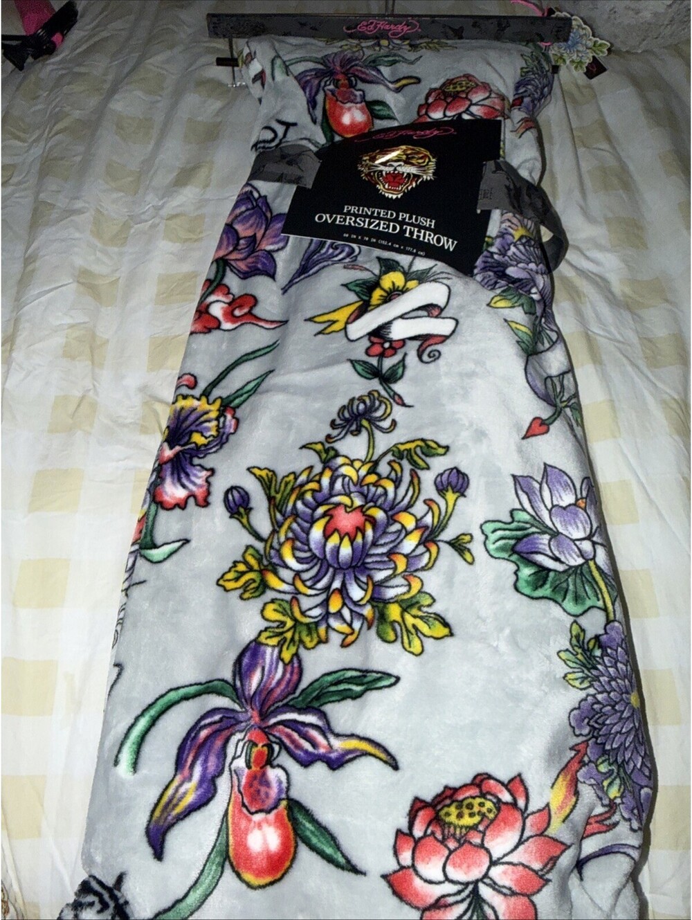 Ed Hardy Plush Throw 60x70 Blue Multicolored Flowers NWT
